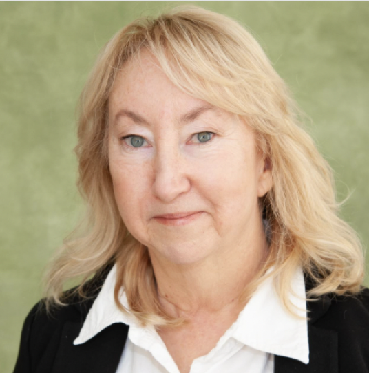 Eva Uhrik